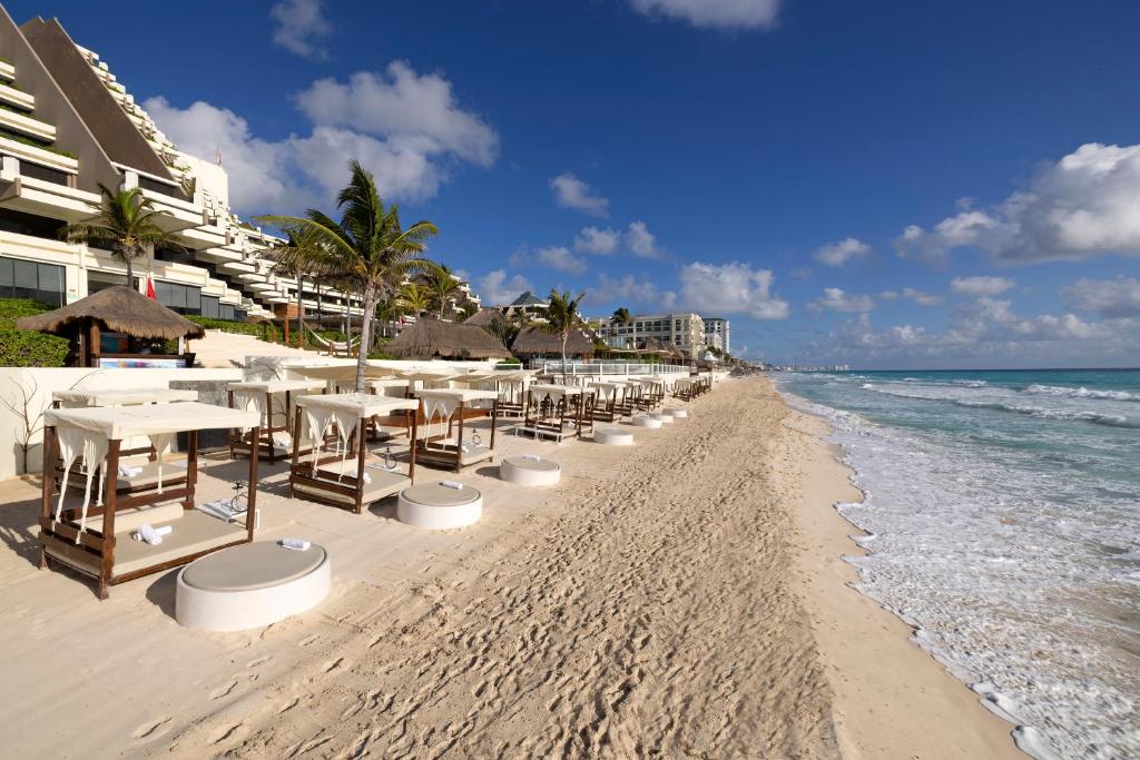 Wyndham Alltra Playa del Carmen Adults Only - изглед 12 - Ekvator.bg Wyndham Alltra Playa del Carmen Adults Only - изглед 12