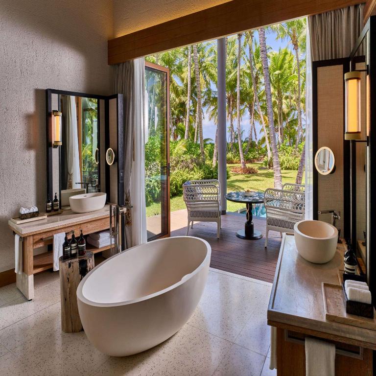 WALDORF ASTORIA SEYCHELLES PLATTE ISLAND - изглед 4 - Ekvator.bg WALDORF ASTORIA SEYCHELLES PLATTE ISLAND - изглед 4