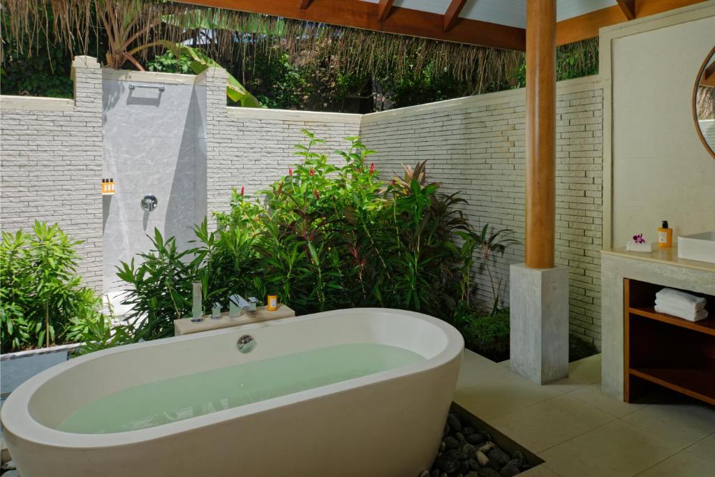 Baros Maldives - изглед 7