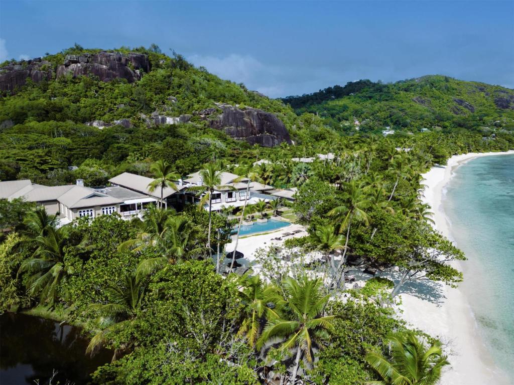 Kempinski Seychelles Resort - изглед 1