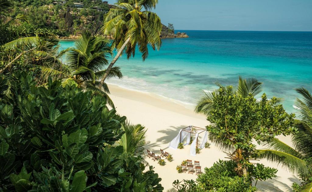 Four Seasons Resort Seychelles - изглед 1 - Ekvator.bg Four Seasons Resort Seychelles - изглед 1