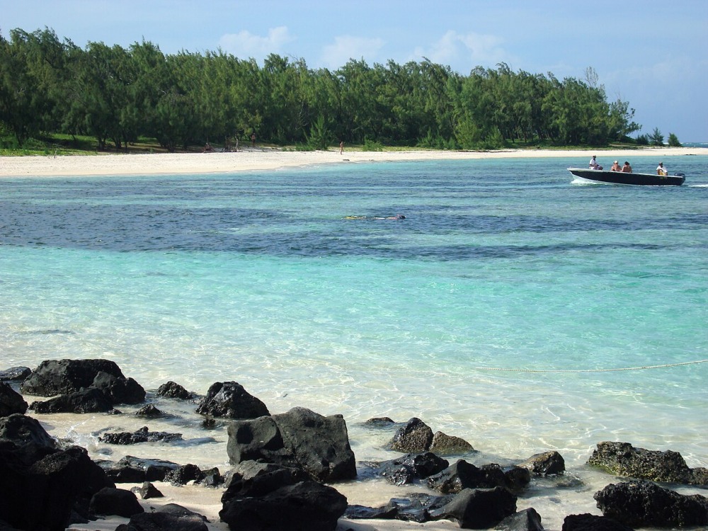 Екскурзии и почивки до Île aux Cerfs