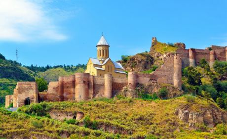 Крепостта Нарикала